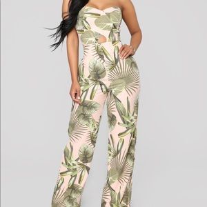 Fashion nova jumpsuit blush/green size S